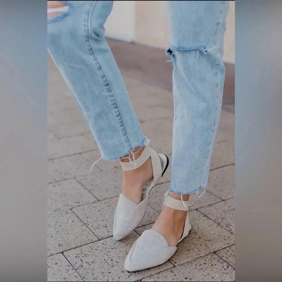 Wanderlust flats/mules - Picture 1 of 6